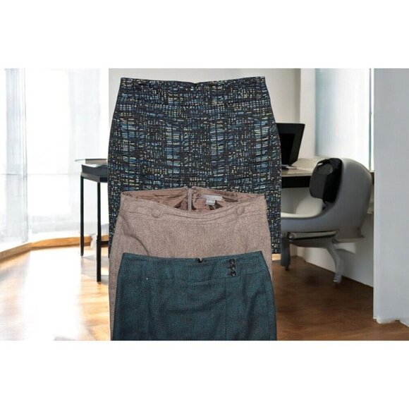 Women's Skirt Bundle - Ann Taylor, Textured Tweed, Plaid - Size 6P - Picture 4 of 16